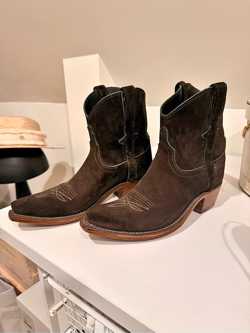 Lucchese Black Leather Heeled Boots US 7 1/2 B